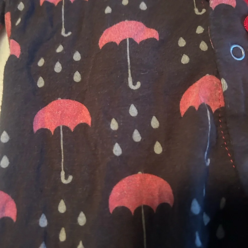 Kickee Pants pajamas - black with raindrops and red umbrellas size 3-6 months